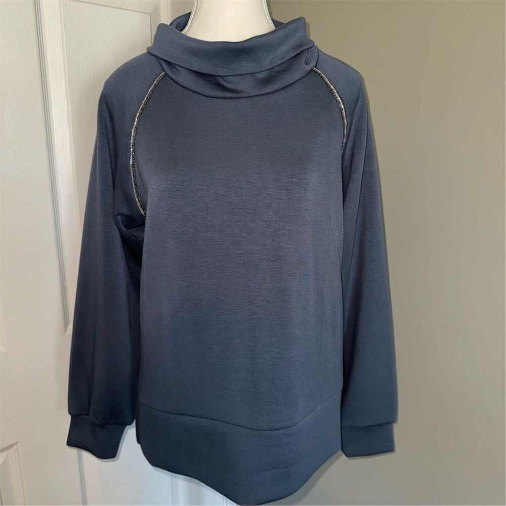 T Tahari Women's Cowl‎ Neck Long Sleeve Blue Pullover top Soft Size S  Stretch